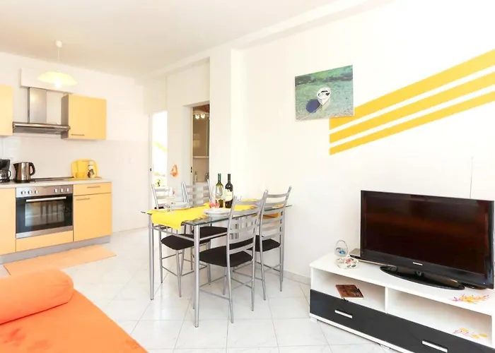 Elegant Apartment In Dubrovnik With 40 M² Terrace